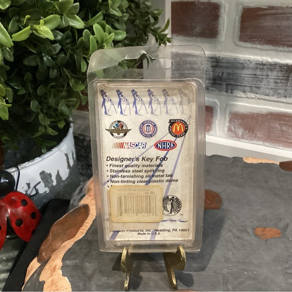 Vintage - NASCAR - Texas Terry 1984 - 1996 Winston Cup Champion Key Chain - NIP - Picture 5 of 7